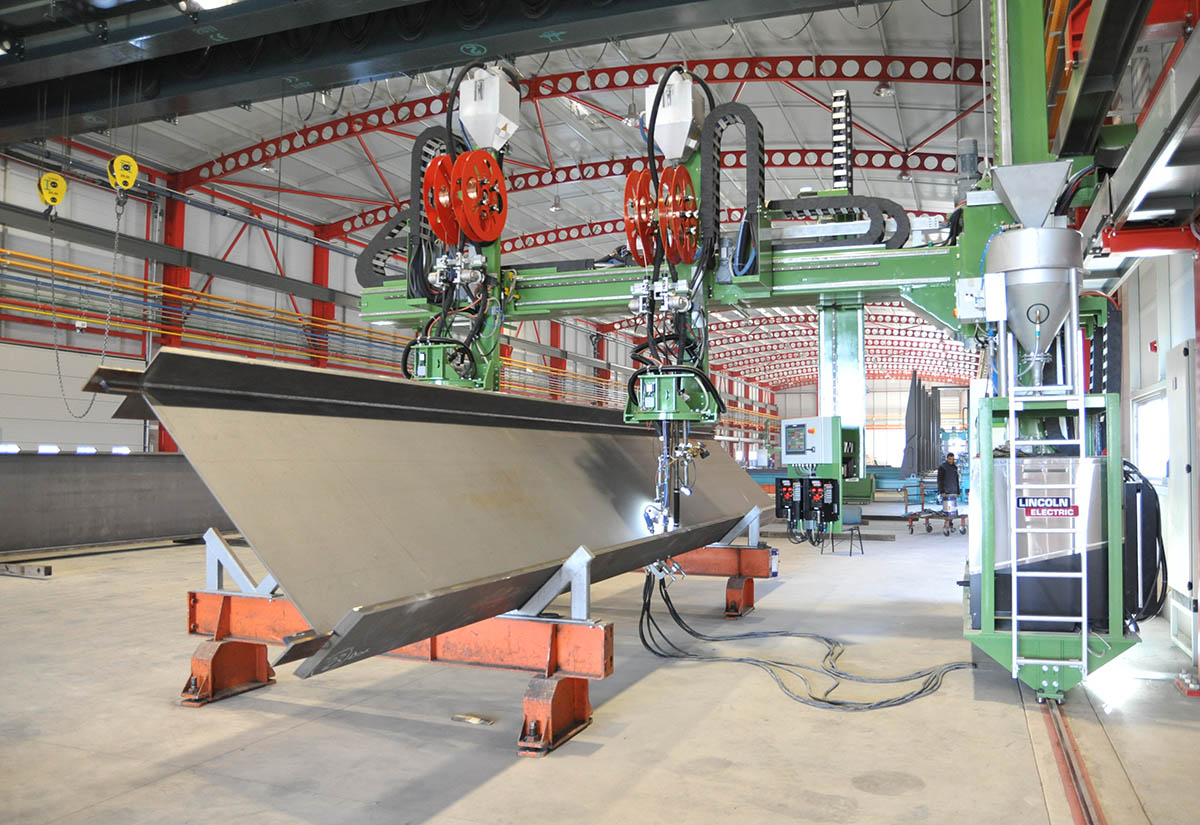 11-Welding-Line-for-girders-and-beams