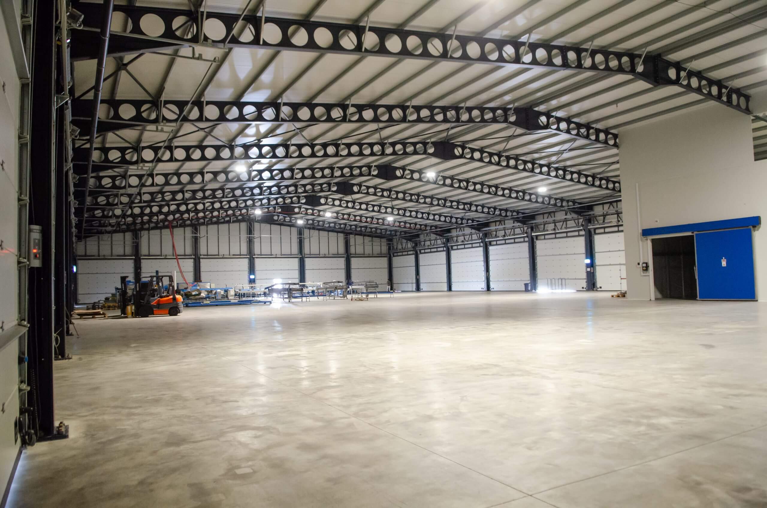 5.Steel-Buildings_Novatec_3558-scaled