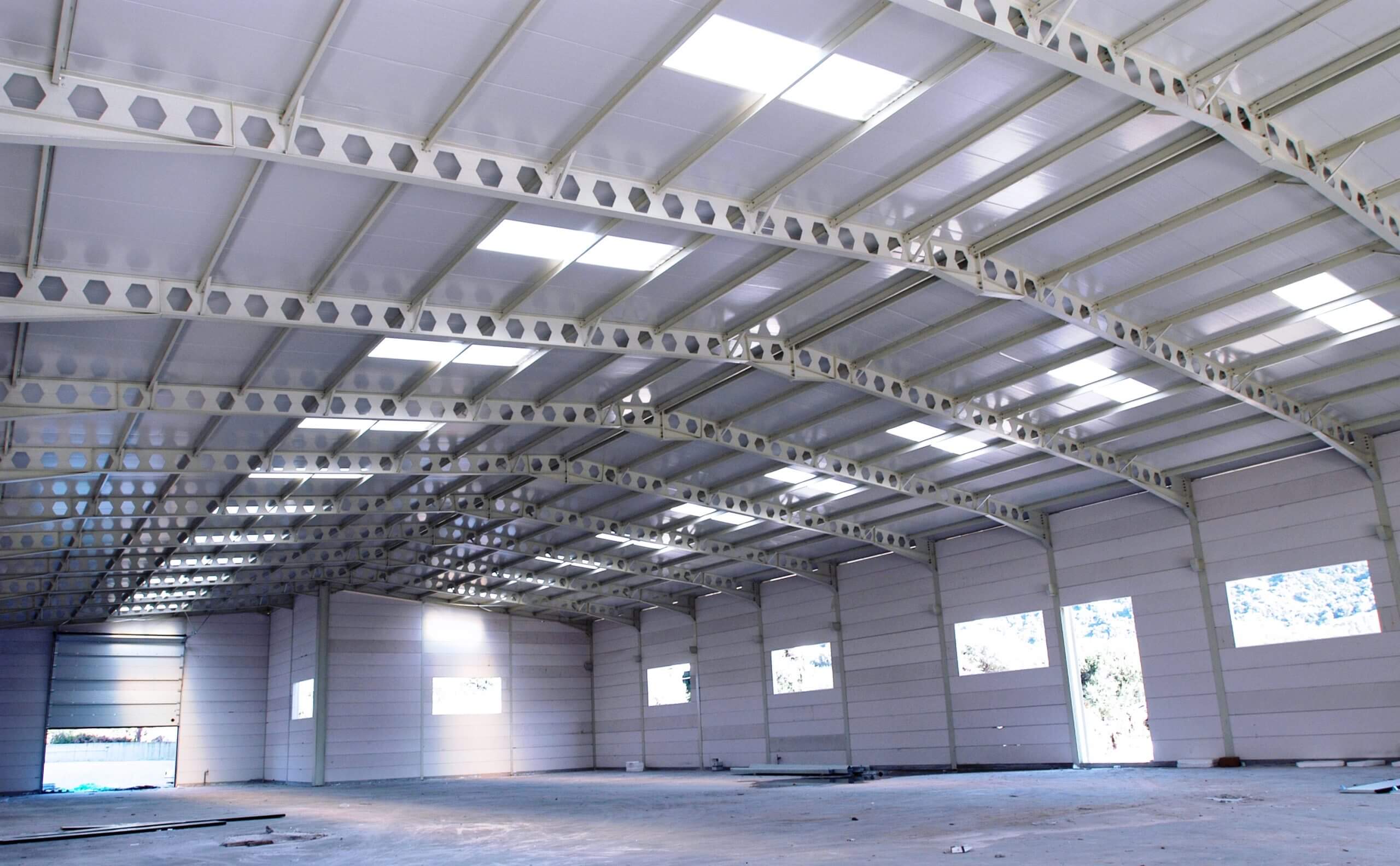 6.Steel-Buildings_Visvardis_Installation_10.6-scaled