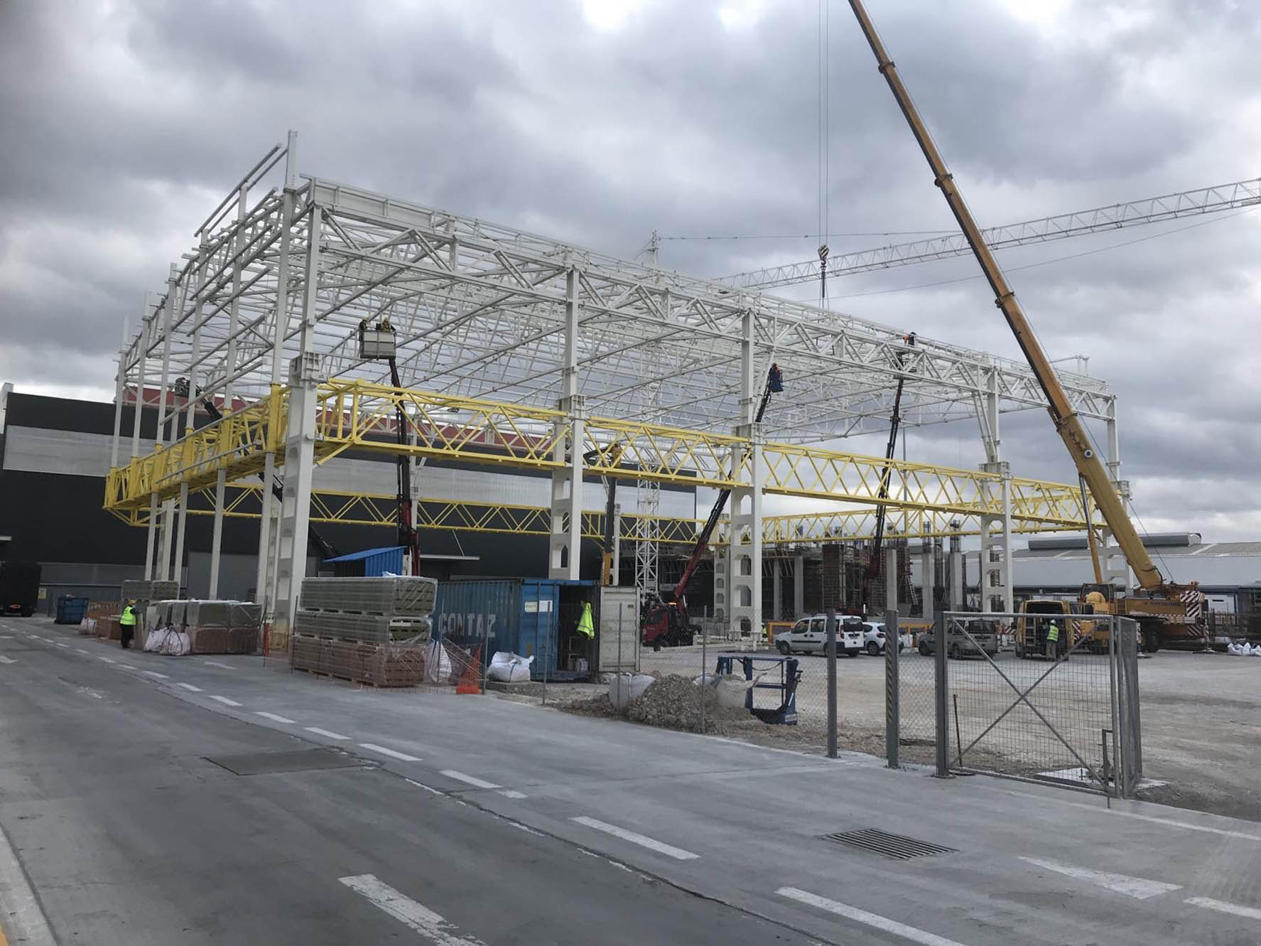 9.-Steel-Buildings_Steel-Buildings_Elval_Installation-111